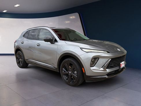 Used 2024 Buick Envision Sport Touring image 7