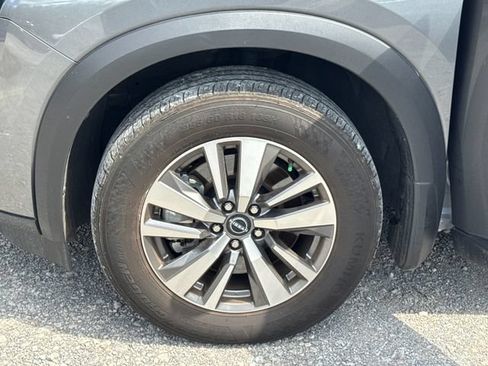 Used 2023 Nissan Pathfinder SL w/ Lighting Package (N92) FWD image 25