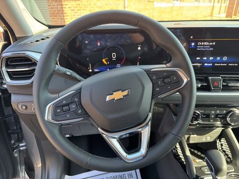 New 2026 Chevrolet TrailBlazer LT w/ Convenience Package FWD image 18