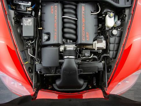 Used 2008 Chevrolet Corvette Convertible w/ Preferred Equipment Group RWD image 12