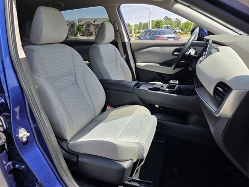 Used 2021 Nissan Rogue SV FWD image 15