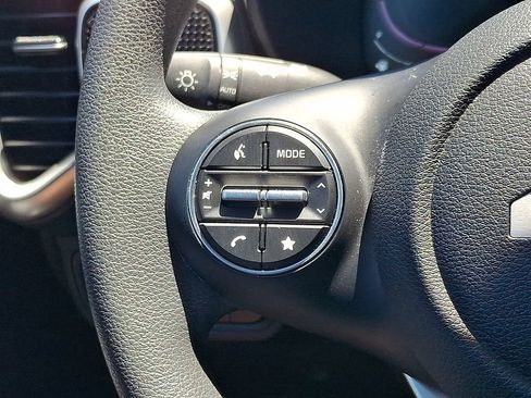 Certified 2023 Kia Soul LX w/ Option Group 015 FWD image 9