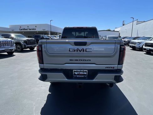 New 2026 GMC Sierra 2500 AT4 w/ AT4 Premium Plus Package AWD/4WD image 6