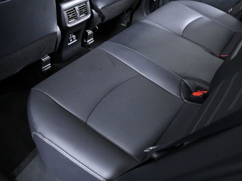 Used 2022 Toyota RAV4 Limited image 27