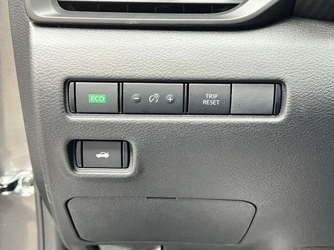 New 2025 Nissan Sentra S image 12