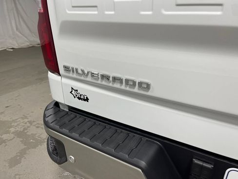New 2026 Chevrolet Silverado 1500 LTZ w/ LTZ Premium Package AWD/4WD image 21