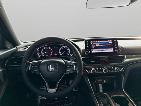 Used 2018 Honda Accord Sport image 26