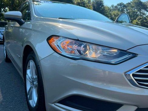 Used 2018 Ford Fusion S FWD image 11