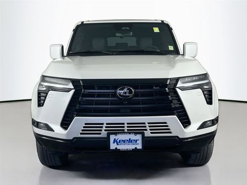 Used 2025 Lexus GX 550 w/ Accessory Package (2T) image 9