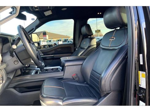 Used 2024 Ford F350 Platinum image 26