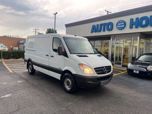 Used 2012 Mercedes-Benz Sprinter 2500 w/ Premium Pkg image 2
