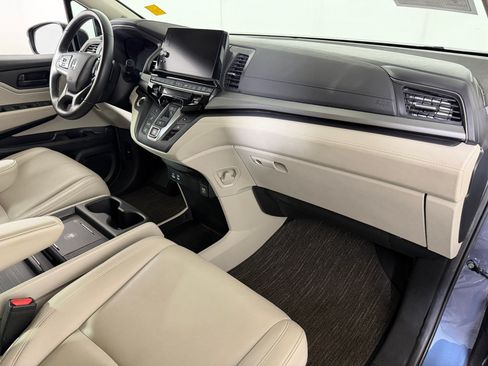Certified 2025 Honda Odyssey EX-L image 26