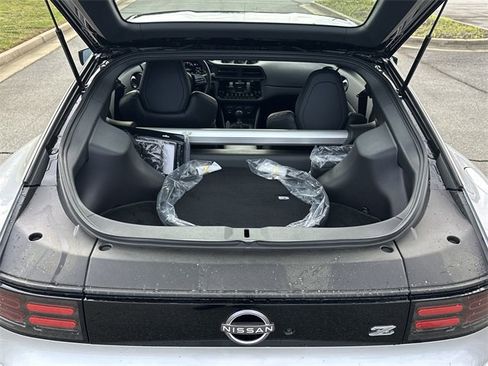 New 2025 Nissan Z Performance w/ Floor Mat Package image 18