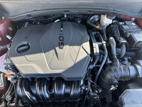 Used 2023 Kia Sportage SX image 9