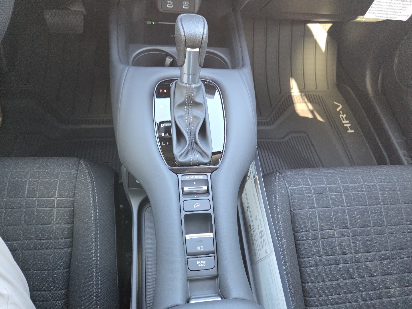New 2027 Honda HR-V LX image 32