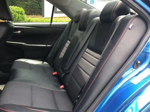 Used 2017 Toyota Camry SE FWD image 23