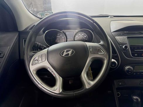 Used 2012 Hyundai Tucson Limited AWD/4WD image 9