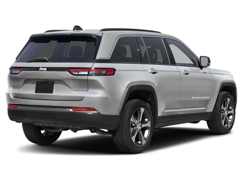 Used 2026 Jeep Grand Cherokee Limited AWD/4WD image 2