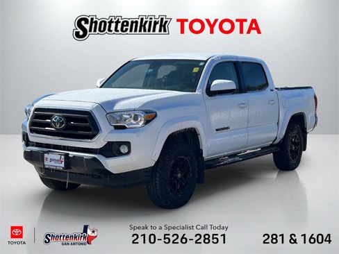 Used 2020 Toyota Tacoma SR5 image 1