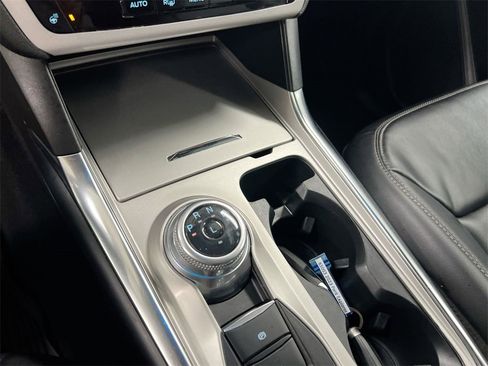 Used 2023 Ford Explorer XLT w/ Equipment Group 202A image 16