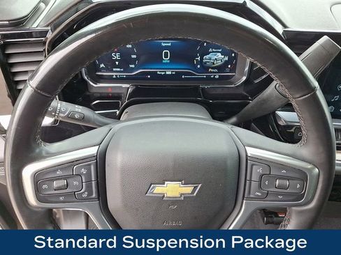 Used 2023 Chevrolet Silverado 1500 LT AWD/4WD image 4