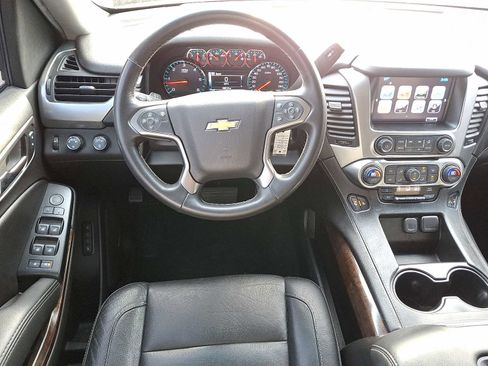 Used 2018 Chevrolet Tahoe LT image 11