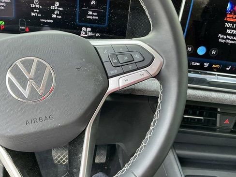 Used 2025 Volkswagen Tiguan S AWD/4WD image 25