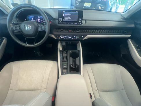Used 2023 Honda Accord EX image 16