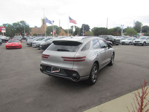 Used 2022 Genesis GV70 3.5T Sport w/ Sport Advanced Package image 4