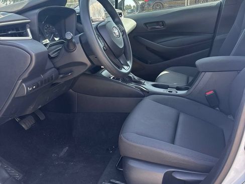 Used 2024 Toyota Corolla LE FWD image 7