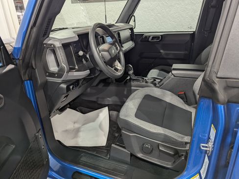 Used 2023 Ford Bronco 4-Door image 16