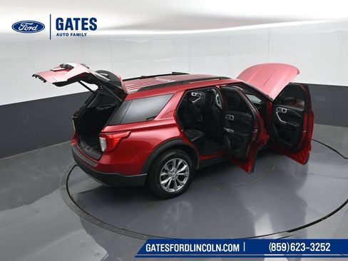 Used 2023 Ford Explorer XLT w/ Equipment Group 202A AWD/4WD image 55