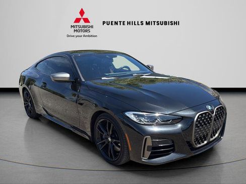 Used 2024 BMW M440i Coupe RWD image 3