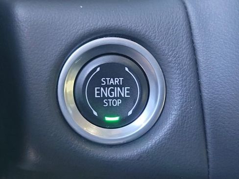 Used 2023 Chevrolet Tahoe High Country w/ Advanced Technology Package AWD/4WD image 18