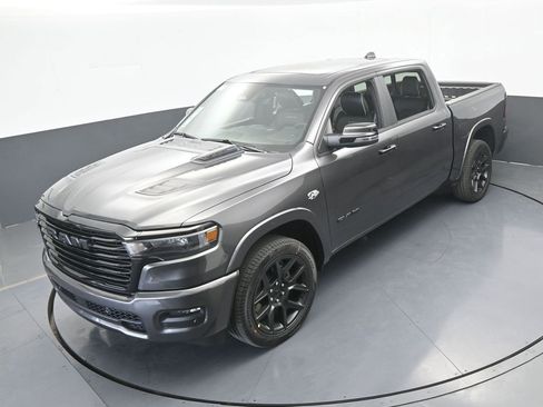 New 2026 RAM 1500 Laramie AWD/4WD image 46