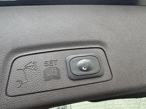 Used 2019 Lincoln MKC Select w/ Select Plus Package image 45