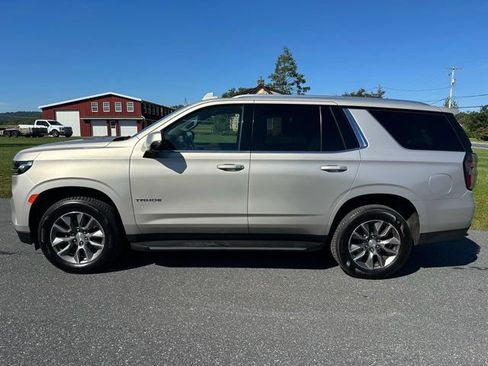 Used 2021 Chevrolet Tahoe LT w/ LT Signature Package AWD/4WD image 2