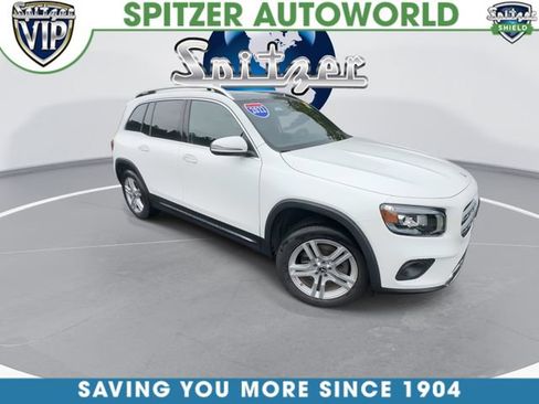 Used 2022 Mercedes-Benz GLB 250 4MATIC image 2