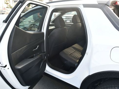 Used 2024 Hyundai Santa Cruz SEL w/ Activity Package image 13