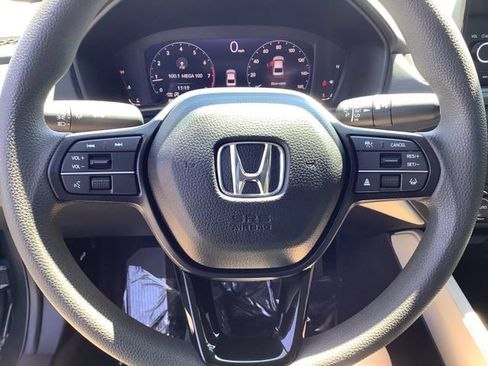 Used 2024 Honda Accord EX image 11