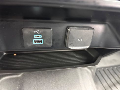 Used 2023 Ford F250 XL w/ STX Appearance Package image 27