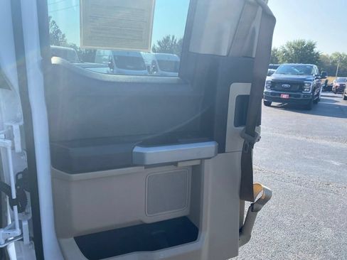 Used 2018 Ford F150 Lariat RWD image 28