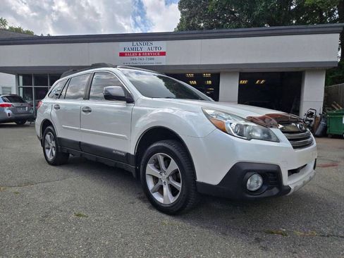 Used 2013 Subaru Outback 3.6R Limited image 26