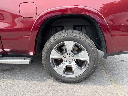 Used 2020 RAM 1500 Laramie AWD/4WD image 16