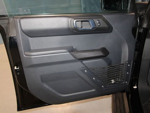 Used 2025 Ford Bronco Outer Banks image 5