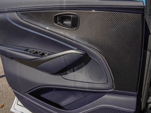 New 2026 Aston Martin DBX 707 image 27