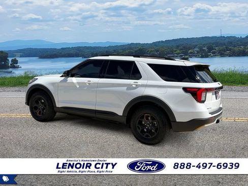 Used 2026 Ford Explorer Tremor w/ Tremor Ultimate Package AWD/4WD image 4
