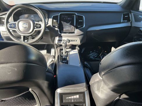 Used 2017 Volvo XC90 T6 R-Design w/ Vision Package image 12