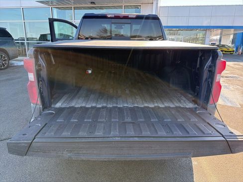 Used 2023 Chevrolet Silverado 1500 High Country w/ Z71 Off-Road Package image 8