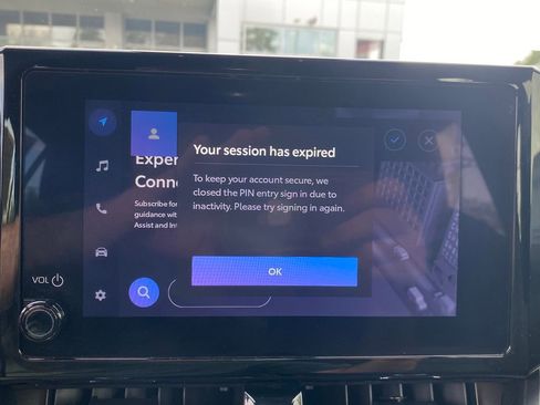 Used 2025 Toyota Corolla SE image 23